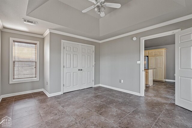 2101 Belleview Cv, Jonesboro, AR 72404 - unfurnished bedroom featuring a closet, visible vents, baseboards, and ornamental molding