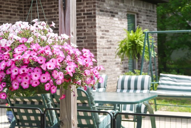 3997 Hwy 351, Jonesboro, AR 72405 - balcony featuring outdoor dining space