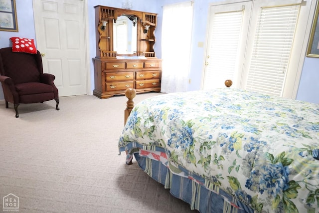 bedroom featuring carpet floors