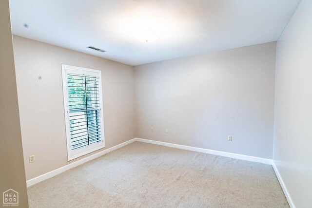 304 E Ridge Dr, West Helena, AR 72390 - unfurnished room featuring carpet and baseboards