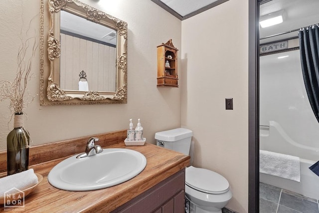2 Star Falls Ln, Cherokee Village, AR 72529 - full bath with tile patterned floors, toilet, curtained shower, and vanity