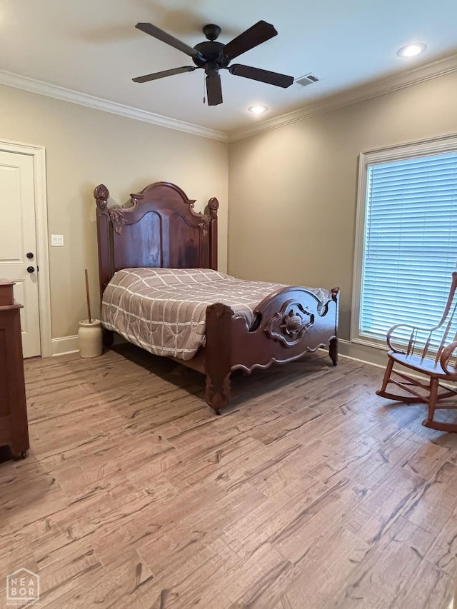 4228 Villa Cv, Jonesboro, AR 72405 - bedroom with light wood finished floors, ornamental molding, baseboards, a ceiling fan, and recessed lighting