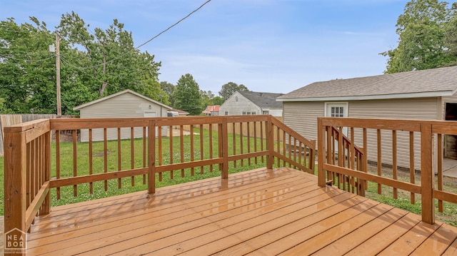 617 S 7th St, Paragould, AR 72450 - view of wooden deck