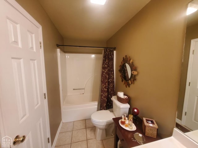2590 W N St, Piggott, AR 72454 - bathroom featuring tile patterned flooring, shower / tub combo, and vanity