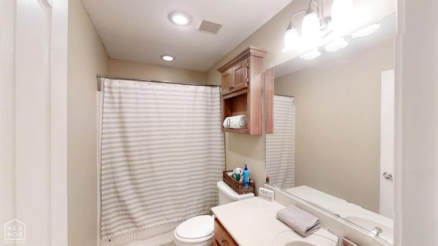 334 Linda St, Bono, AR 72416 - full bath with a shower with shower curtain, vanity, visible vents, and toilet