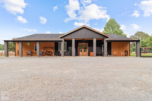 view of front of property