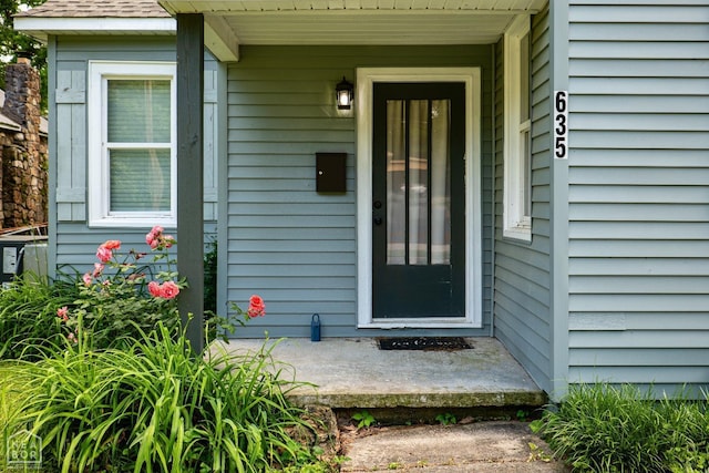 view of entrance to property