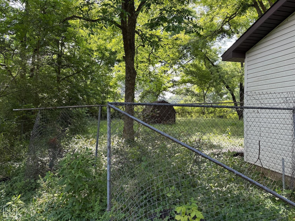 514 N Second St, Jonesboro, AR 72401 - view of yard