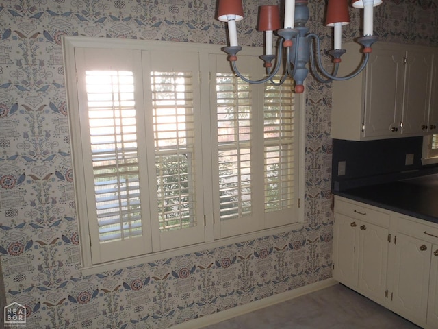 4 Virginia Rd, Newport, AR 72112 - unfurnished dining area with wallpapered walls