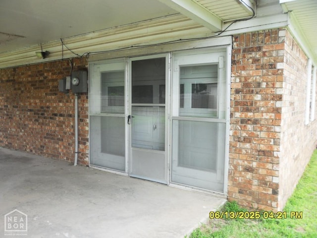 2805 Robinson St, Newport, AR 72112 - doorway to property featuring brick siding