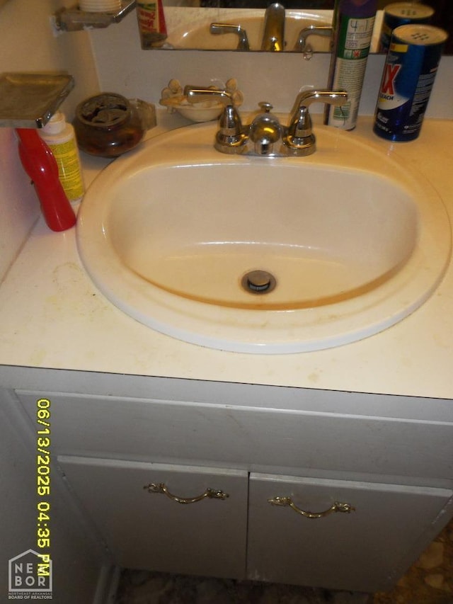 2805 Robinson St, Newport, AR 72112 - bathroom view of vanity