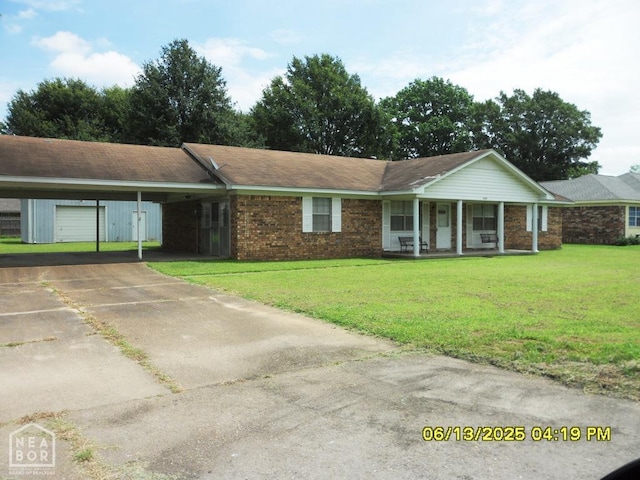 2805 Robinson St, Newport, AR 72112 - ranch-style house featuring a porch, a front yard, driveway, and an attached carport