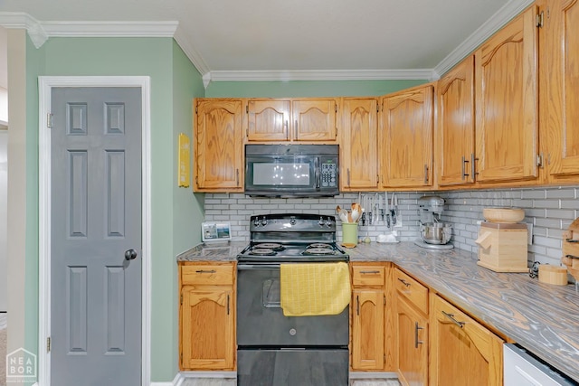 13326 Dixie Ln, Trumann, AR 72472 - kitchen with black appliances, crown molding, and decorative backsplash