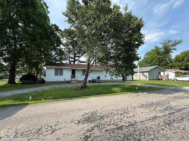 710 E Jackson St, Piggott, AR 72454 - photo 2