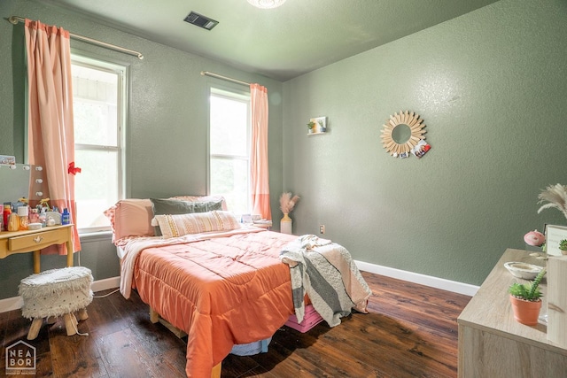 2 Deer Run, Clarksville, AR 72830 - bedroom featuring dark wood-style floors and a textured wall