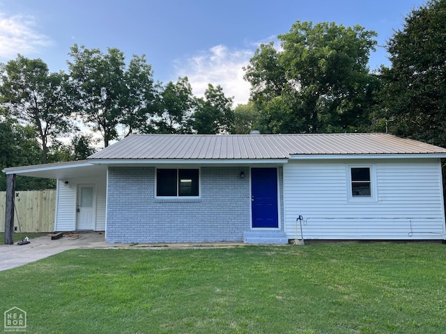 812 E Springer St E, Manila, AR 72442 - photo 1