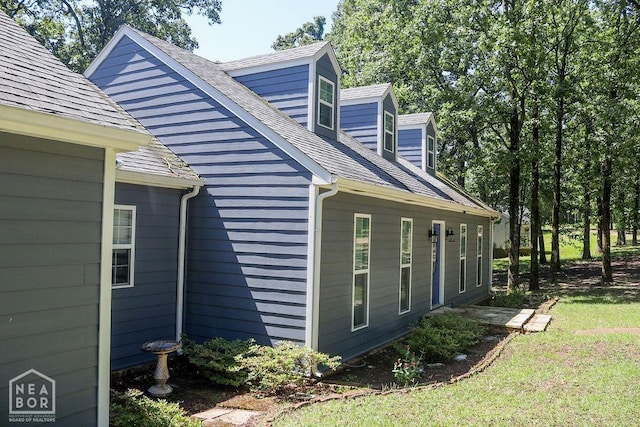 3013 Park Hill Blvd, Jonesboro, AR 72404 - view of side of property with roof with shingles