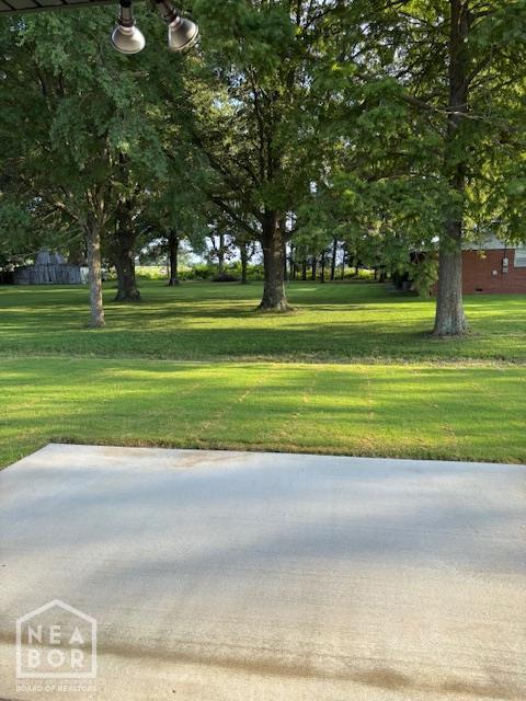 6060 Whitecliff Dr, Jonesboro, AR 72405