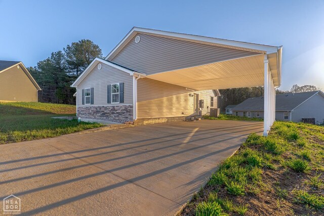 2516 Rebecca Dr, Pocahontas, AR 72455 - view of vehicle parking featuring driveway