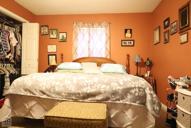 bedroom with a closet