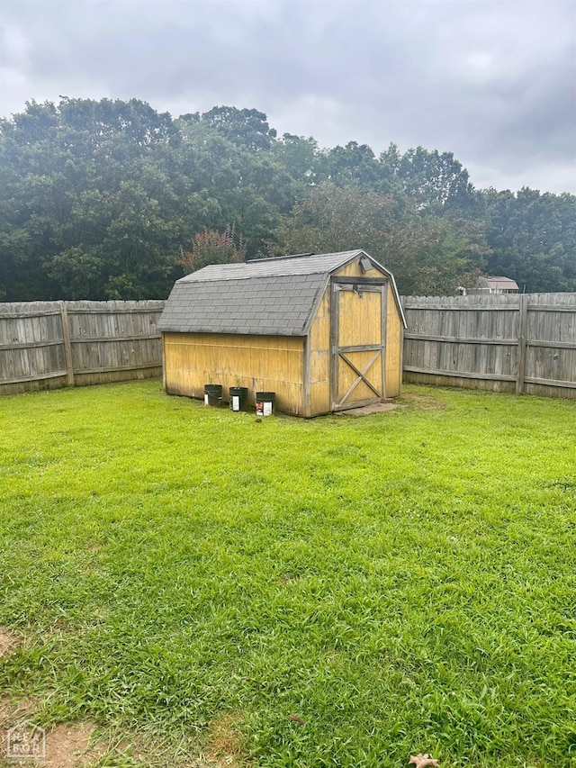4907 Stidham Ln, Paragould, AR 72450 - view of shed featuring a fenced backyard