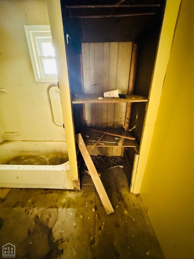 315 Arrington St, Newport, AR 72112 - interior space