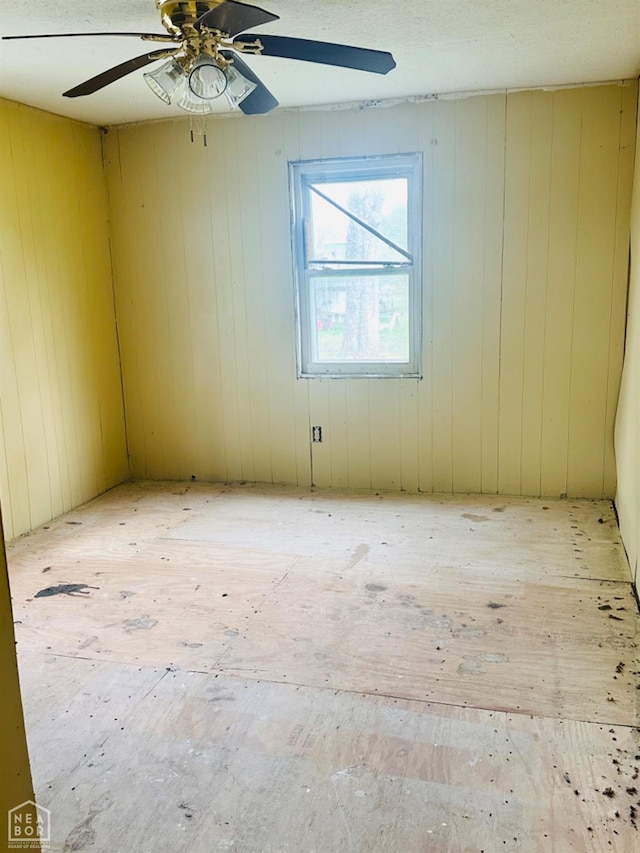 315 Arrington St, Newport, AR 72112 - spare room featuring a ceiling fan
