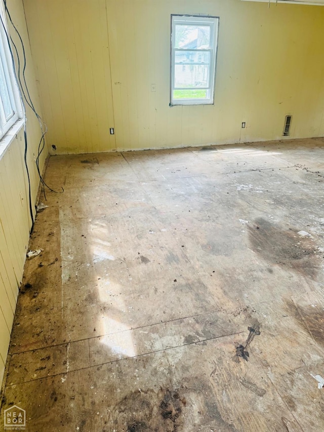 315 Arrington St, Newport, AR 72112 - view of empty room