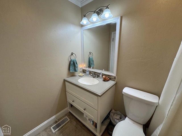 937 Homecrest Dr, Piggott, AR 72454 - bathroom featuring vanity and ornamental molding