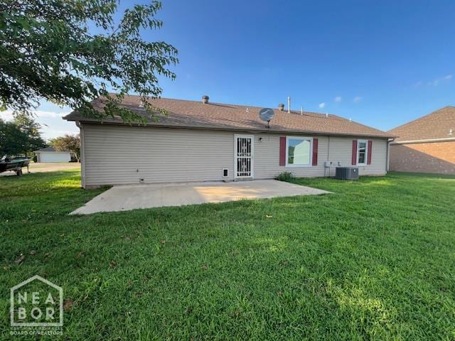 1213 Pauline St, Trumann, AR 72472 - rear view of property featuring a patio area and a yard