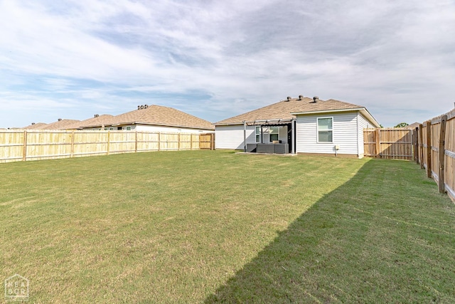 5405 Yukon Dr, Jonesboro, AR 72405 - fenced backyard featuring a pergola