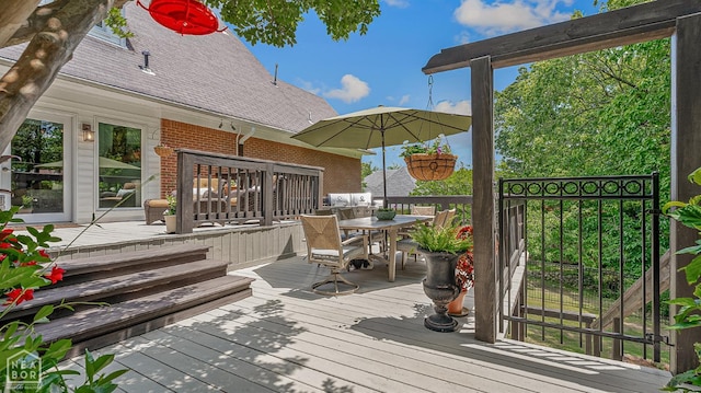 15 Plantation Oaks Ln, Jonesboro, AR 72401 - wooden terrace featuring outdoor dining space