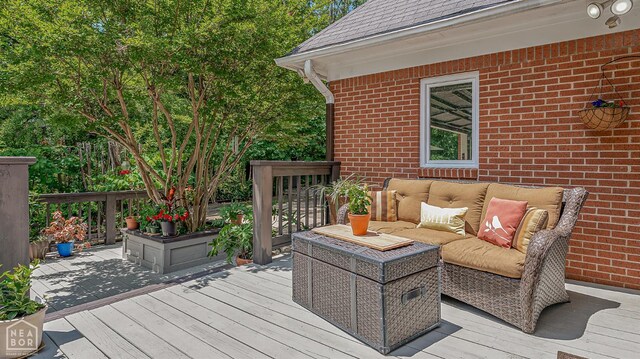 15 Plantation Oaks Ln, Jonesboro, AR 72401 - deck with an outdoor living space