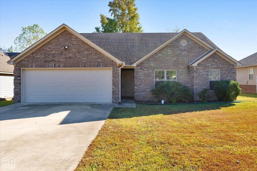 997 Russell Hill Dr, Jonesboro, AR 72404 - photo 1