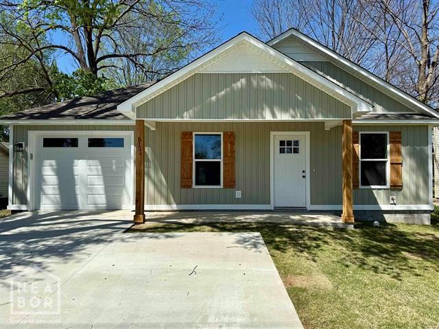 515 E Main St, Paragould, AR 72450 - photo 1