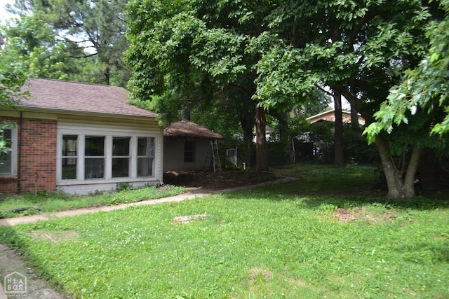 1808 Roy St, Jonesboro, AR 72401 - view of grassy yard