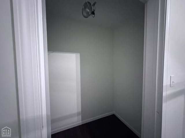420 N 12th Ave, Piggott, AR 72454 - detailed view of baseboards