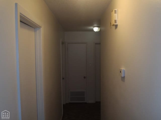 2009 Daugherty St, Newport, AR 72112 - view of hallway