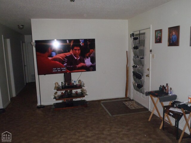 2009 Daugherty St, Newport, AR 72112 - interior space with a textured ceiling and carpet flooring