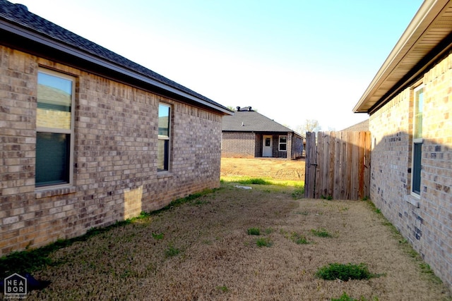 5632 Brookshire Dr, Jonesboro, AR 72405 - view of yard with fence