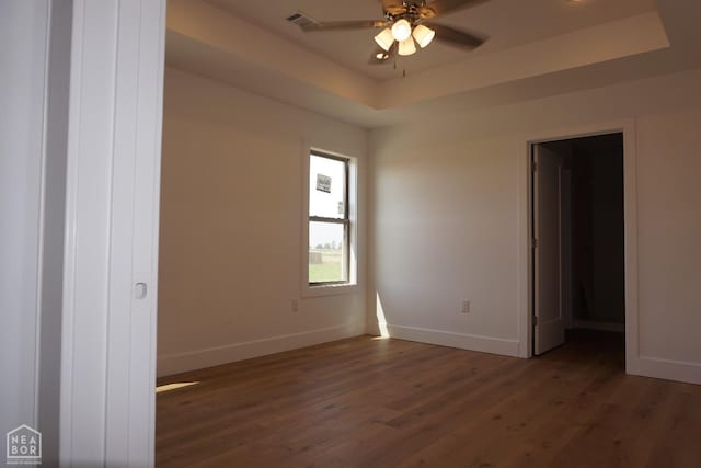 311 Hollis Cv, Bono, AR 72416 - kitchen with white cabinetry, light wood-type flooring, an inviting chandelier, and a kitchen island