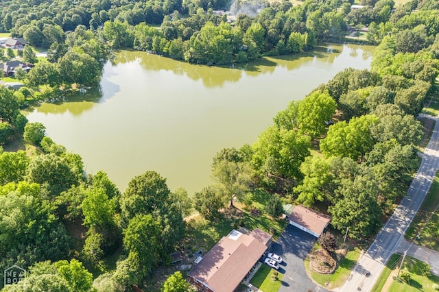 2300 Mount Carmel Rd, Paragould, AR 72450 - aerial view of property and surrounding area featuring a large body of water
