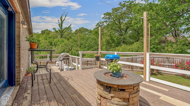1616 Neely Rd, Jonesboro, AR 72404 - deck featuring fence