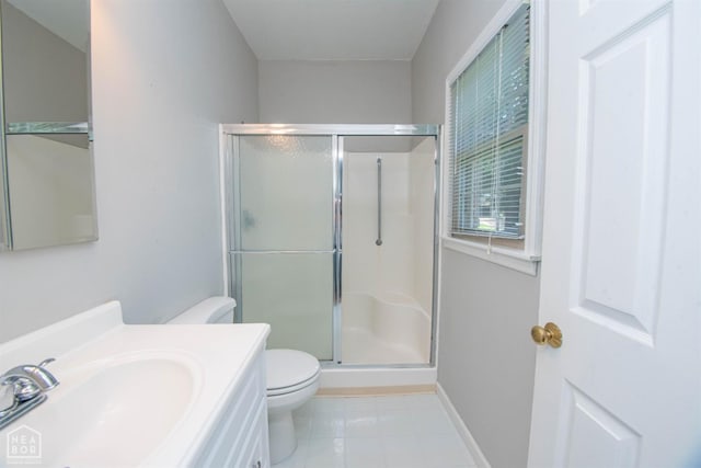 2205 Oak Hollow Ln, Jonesboro, AR 72401 - full bathroom featuring a stall shower and vanity