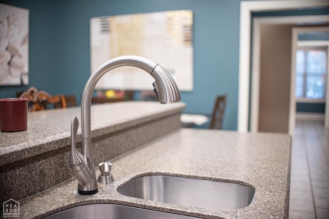 room details featuring a sink