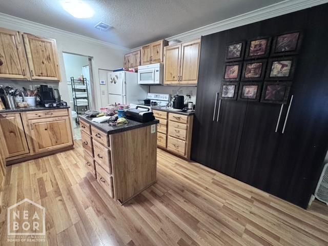 211 Cedar St, Jonesboro, AR 72401 - photo 36