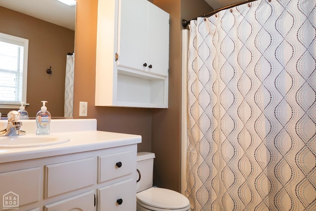 2311 Bridger Rd, Jonesboro, AR 72405 - full bath featuring vanity and a shower with shower curtain