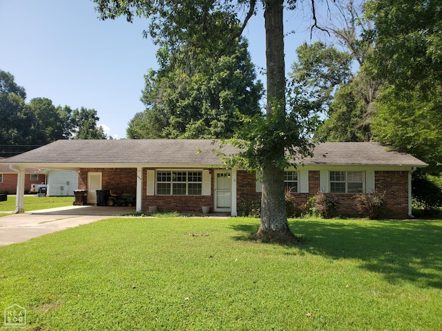 980 Homecrest Dr, Piggott, AR 72454 - photo 1