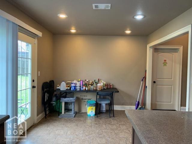 4709 Summit Ridge Dr, Jonesboro, AR 72404 - bar area featuring recessed lighting and baseboards
