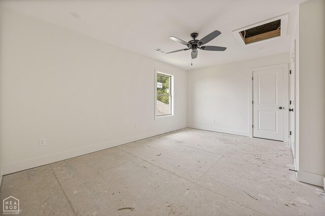 3428 Hudson Dr, Jonesboro, AR 72405 - unfurnished room with visible vents, baseboards, and ceiling fan
